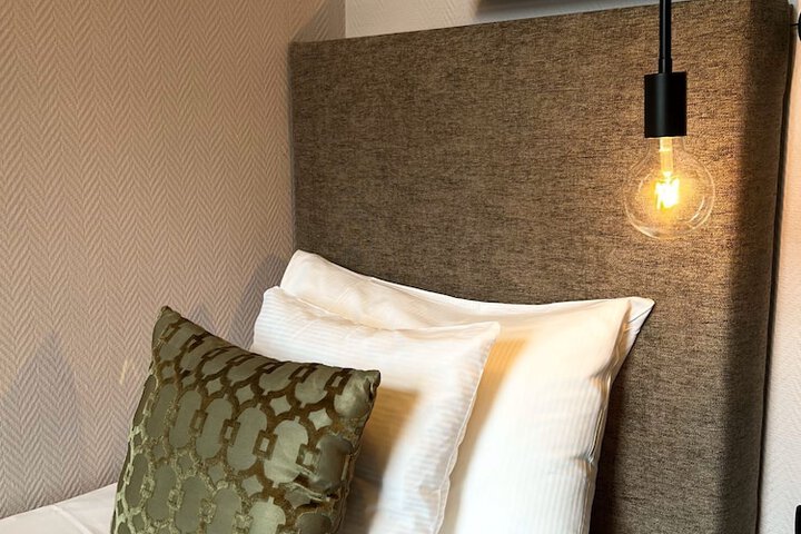 Room 20 of 139