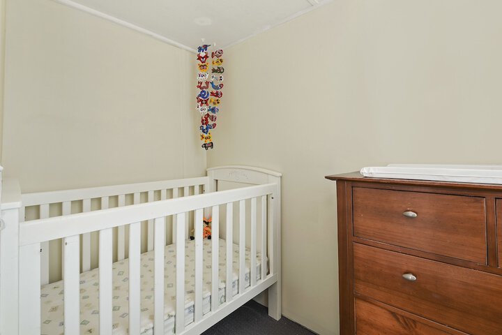 Room 6 of 29