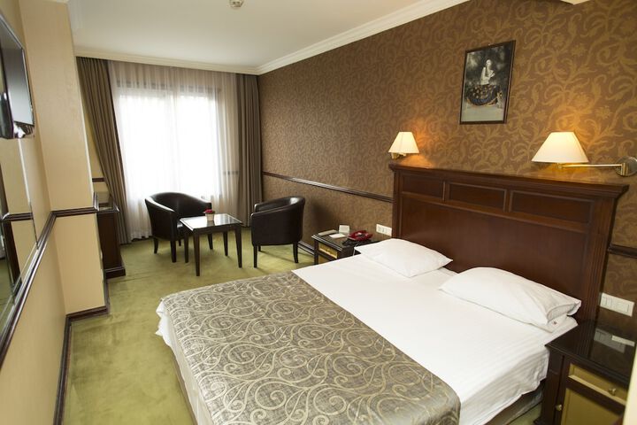 Room 74 of 114