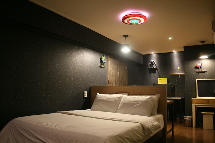 Room 26 of 42