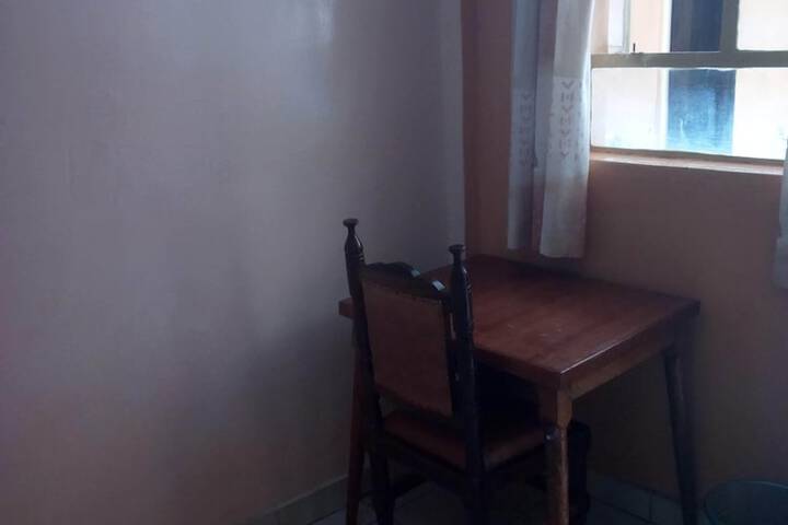 Room 15 of 33