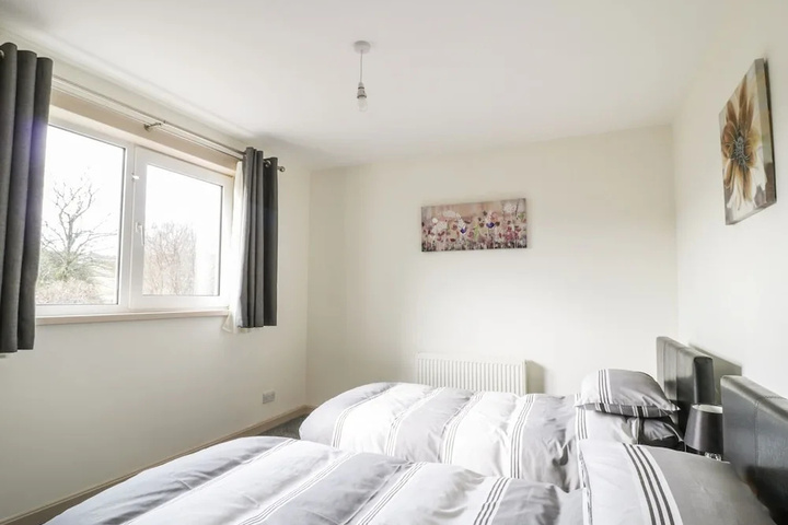 Room 3 of 12
