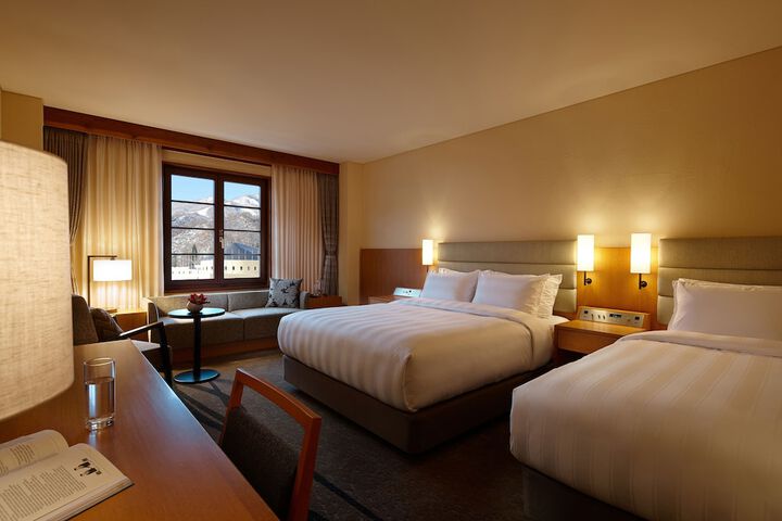 Room 25 of 223
