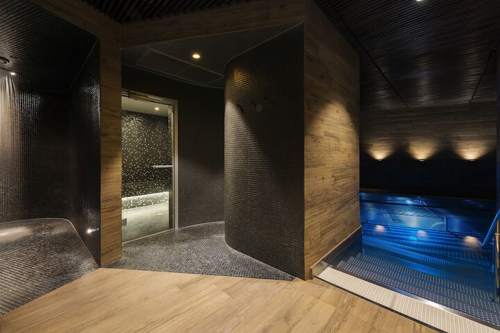 Pool 38 of 80