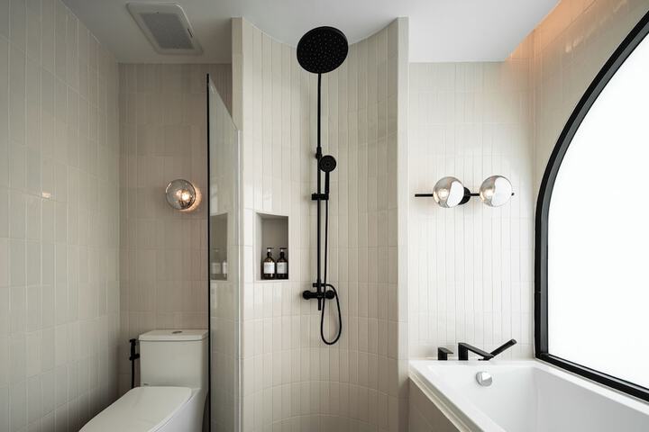 Room 35 of 52