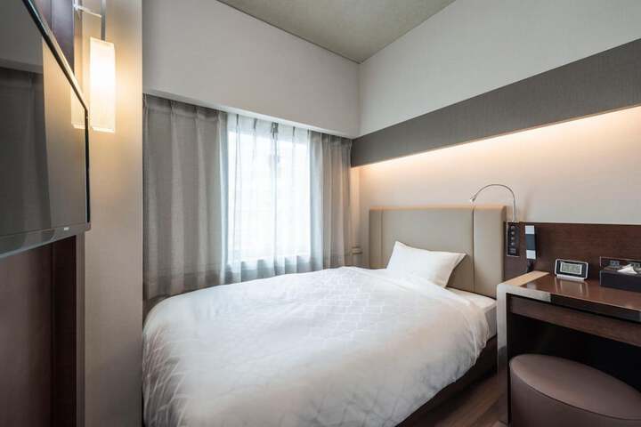 Room 19 of 45