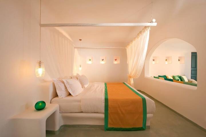 Room 8 of 61