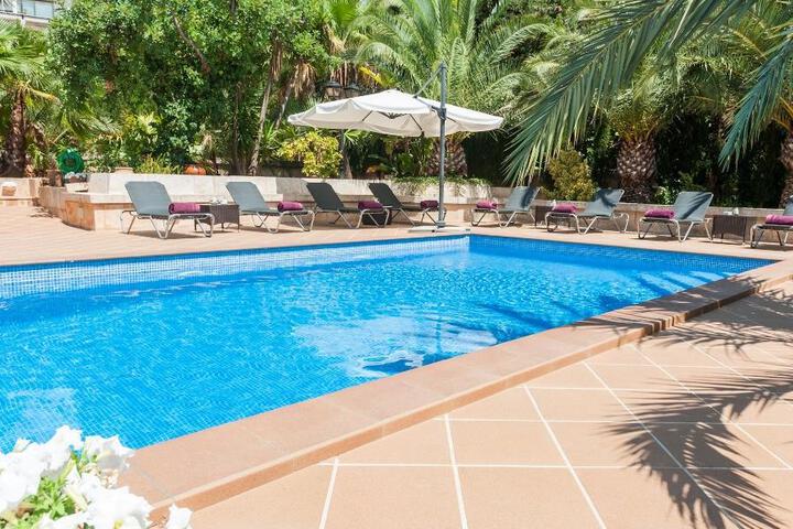 Pool 5 of 5