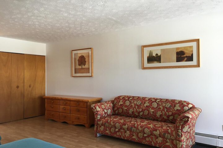 Room 17 of 57