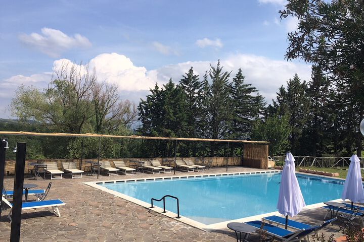 Hotel Pool