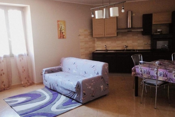 Room 3 of 10