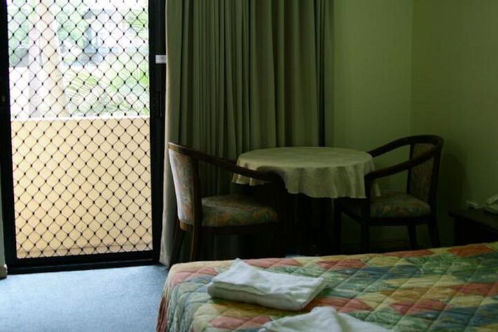Room 2 of 24