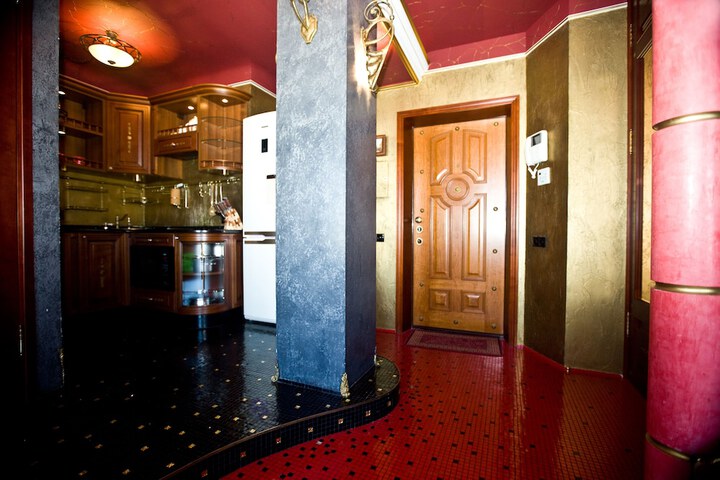 Room 27 of 183