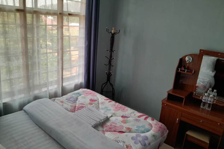 Room 16 of 29