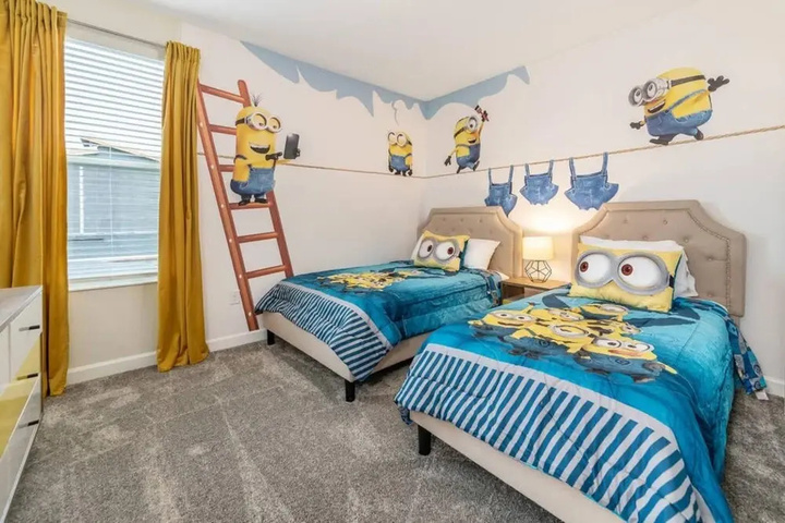 Room 2 of 20