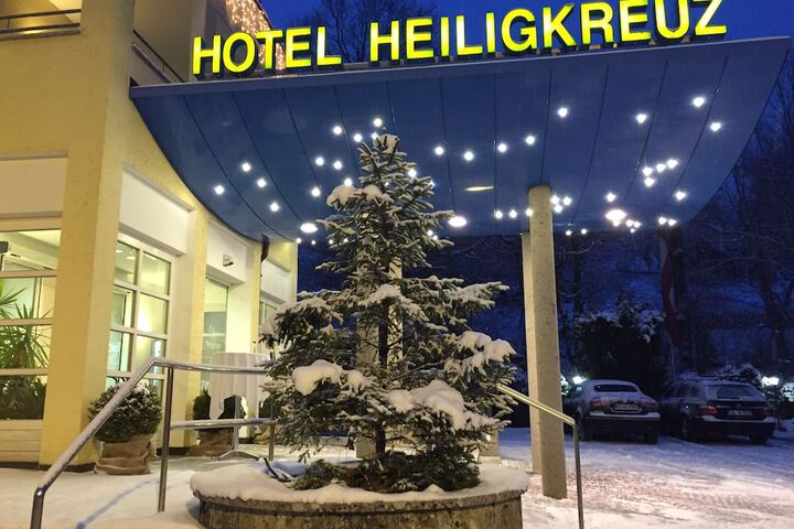 Hotel 53 of 64