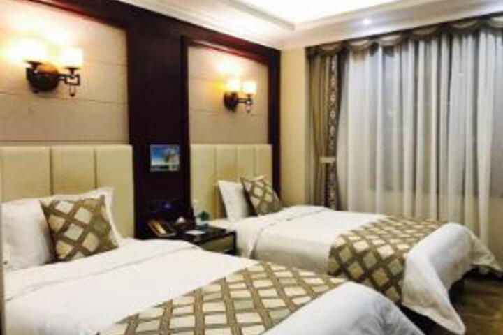 Room 8 of 8
