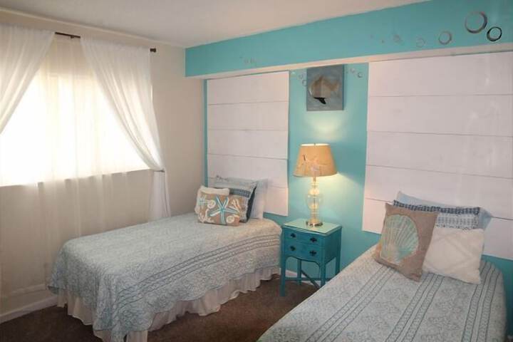 Room 5 of 30