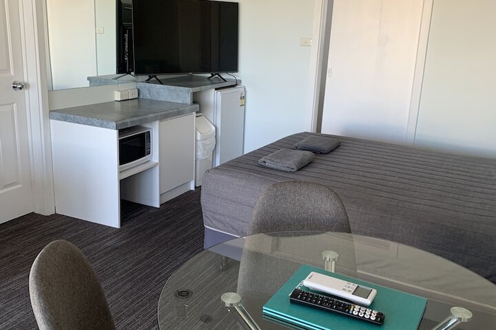 Room 21 of 65
