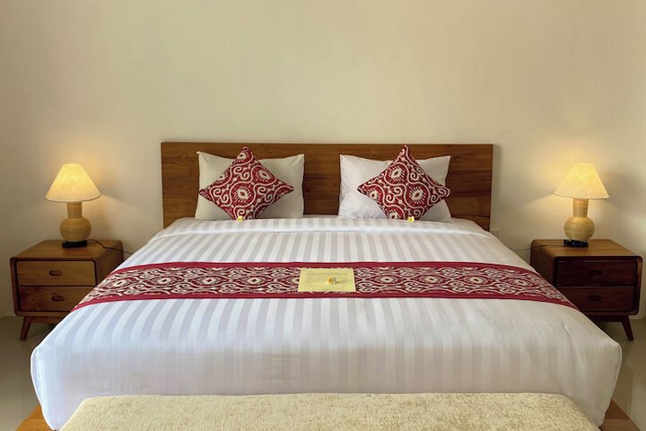 Room 4 of 14