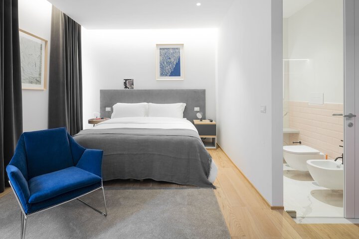 Room 17 of 55