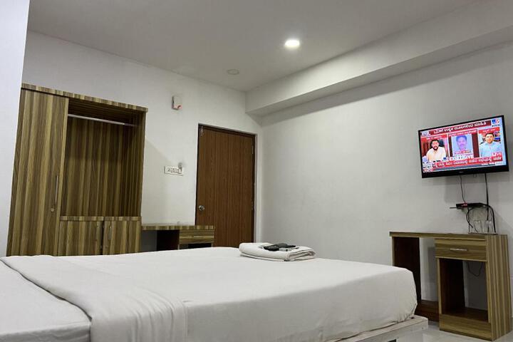 White Stone Premier Inn