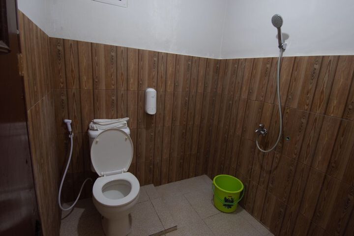 Room 18 of 26