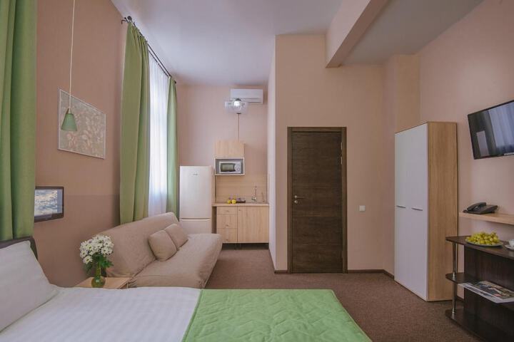 Room 27 of 56