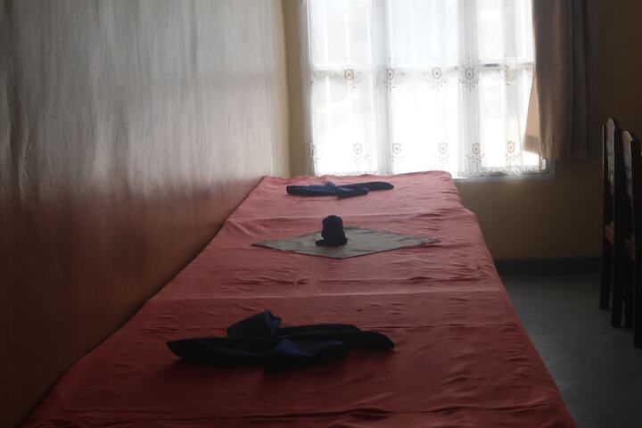 Room 26 of 42