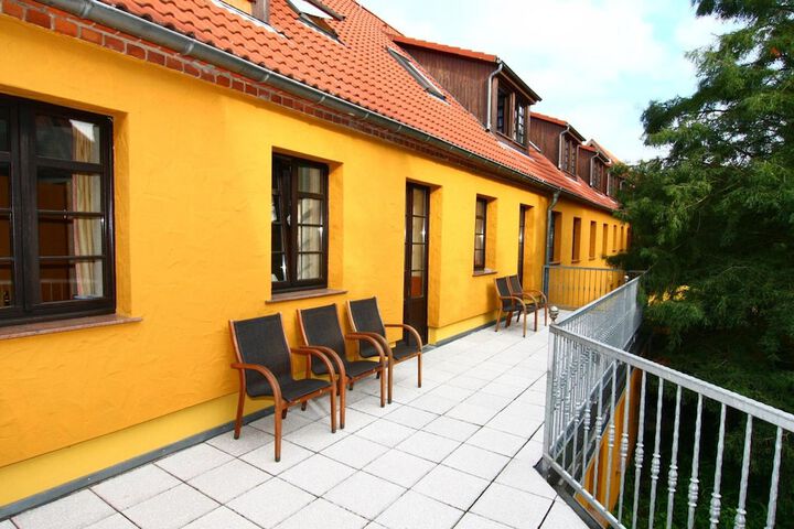 Terrace/Patio 20 of 43