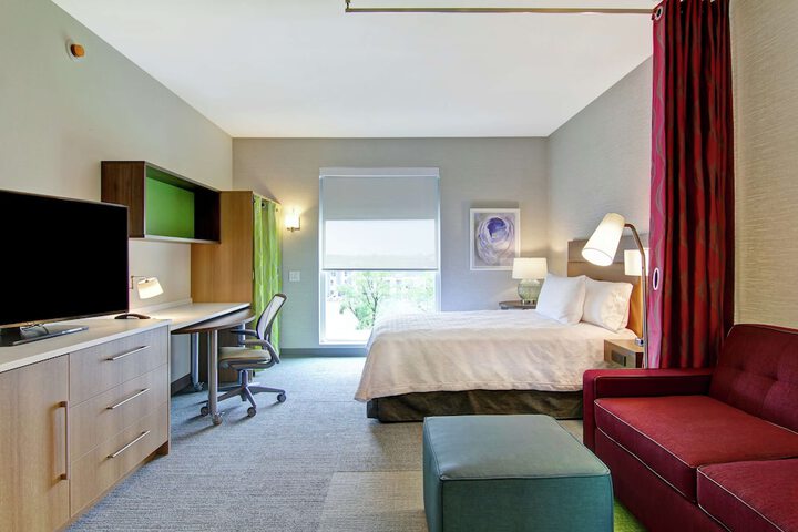 Room 14 of 65