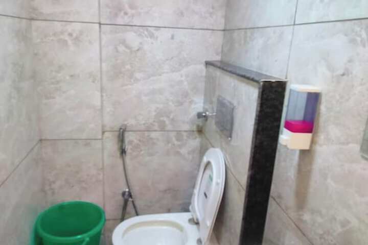 Room 16 of 20