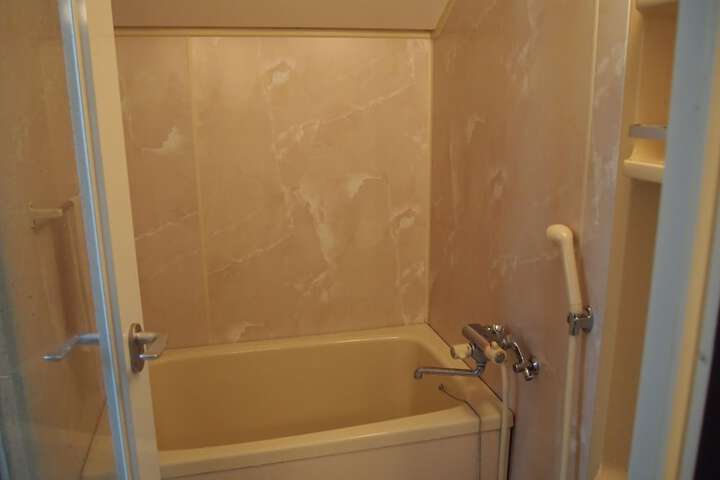 Room 15 of 46