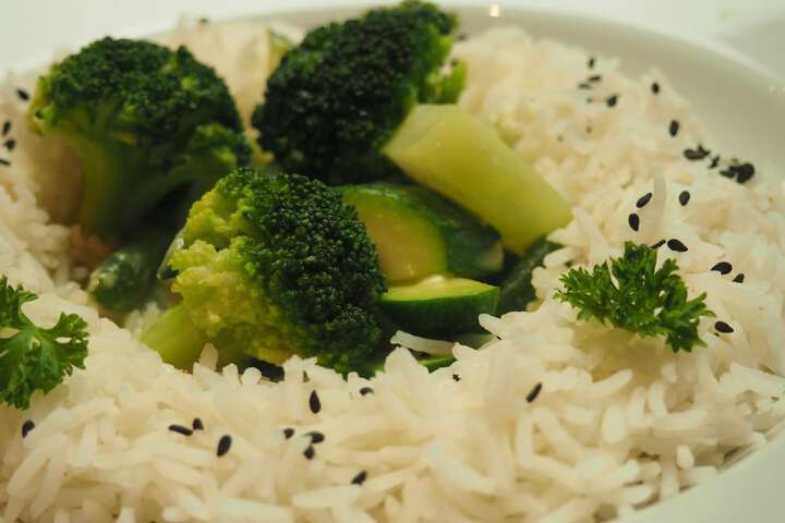 Dining 37 of 65