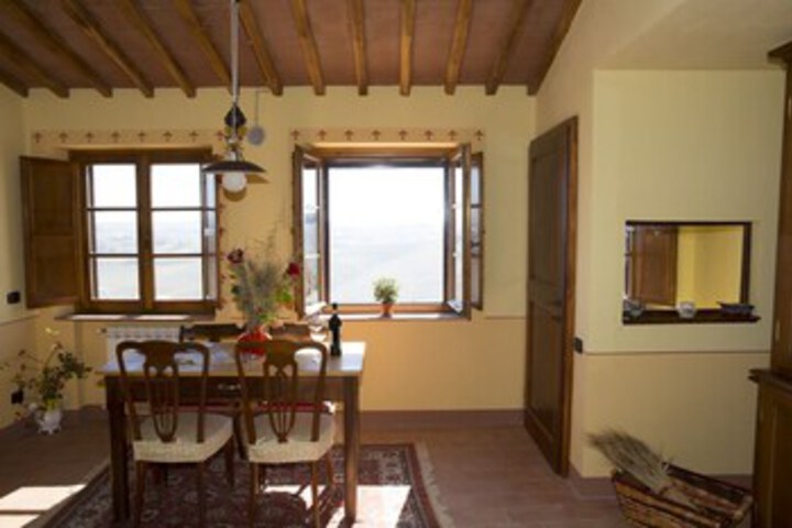 Room 9 of 48