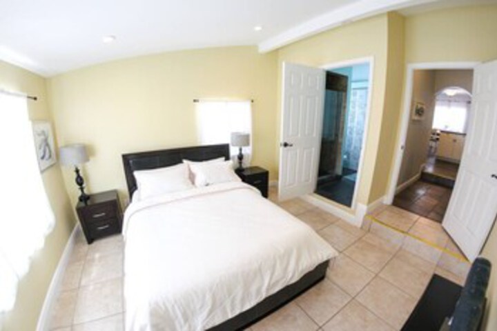 Room 21 of 30
