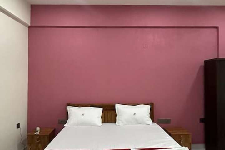 Room 3 of 14