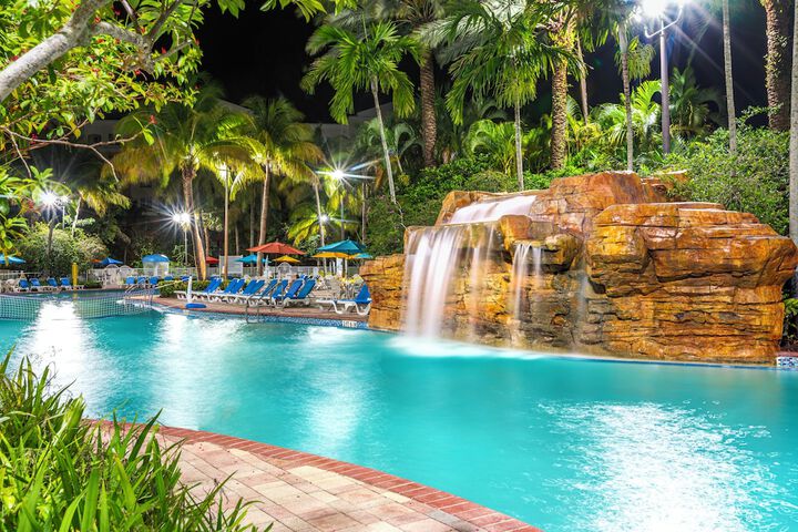 Pool waterfall