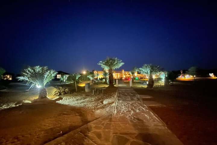Hotel Exterior 94 of 109