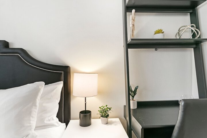 Room 1 of 13