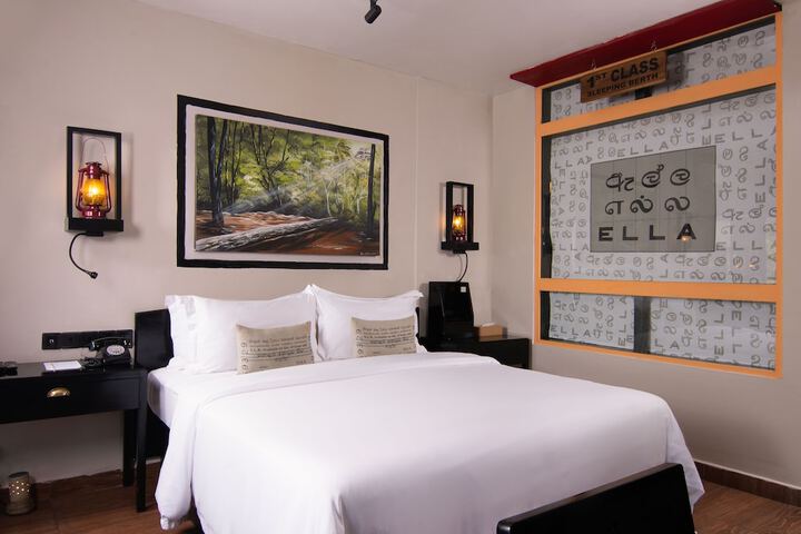Room 13 of 49