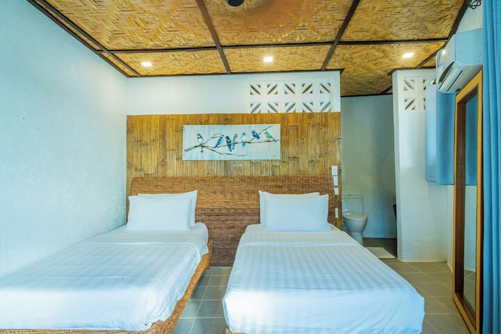 Room 20 of 120