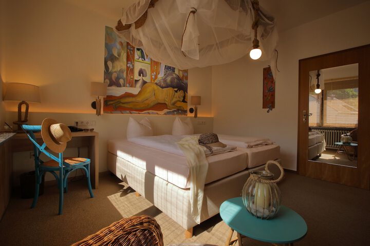 Room 10 of 52