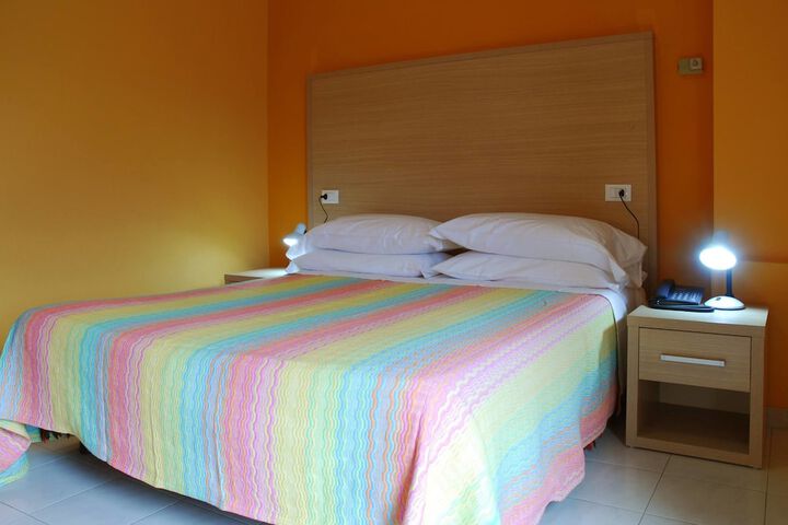 Room 14 of 43