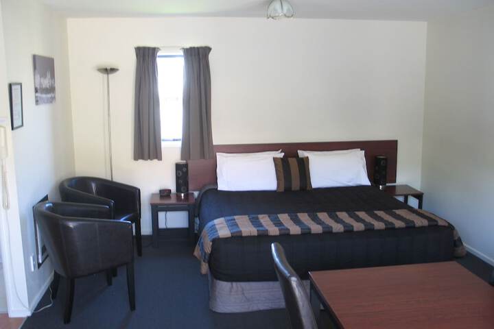 Room 14 of 51