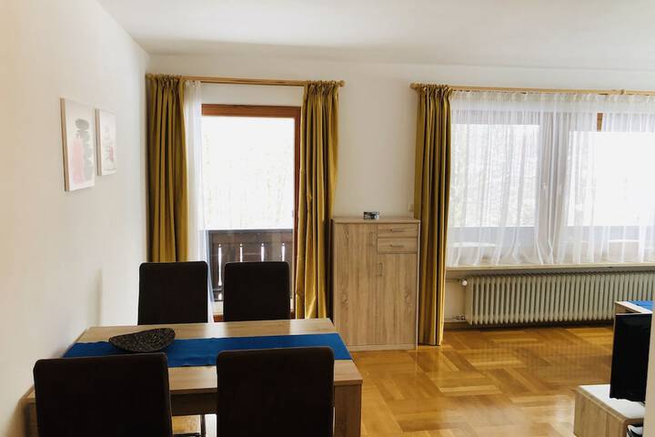Room 9 of 79