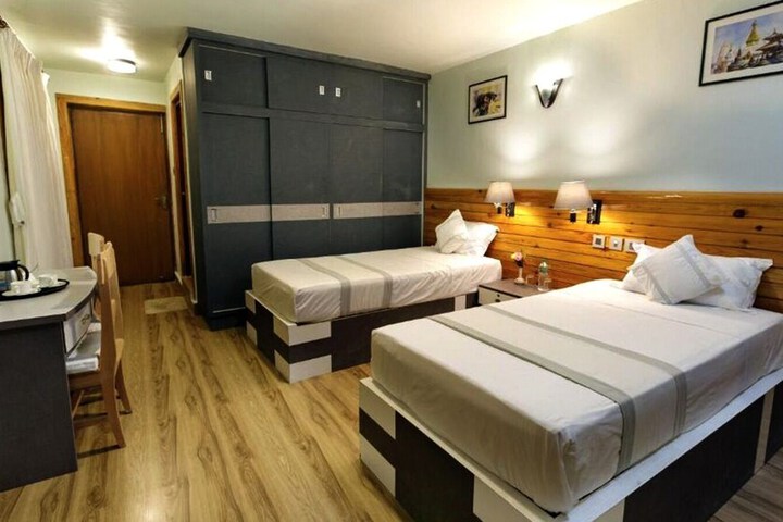Room 17 of 83