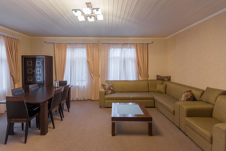 Room 20 of 31