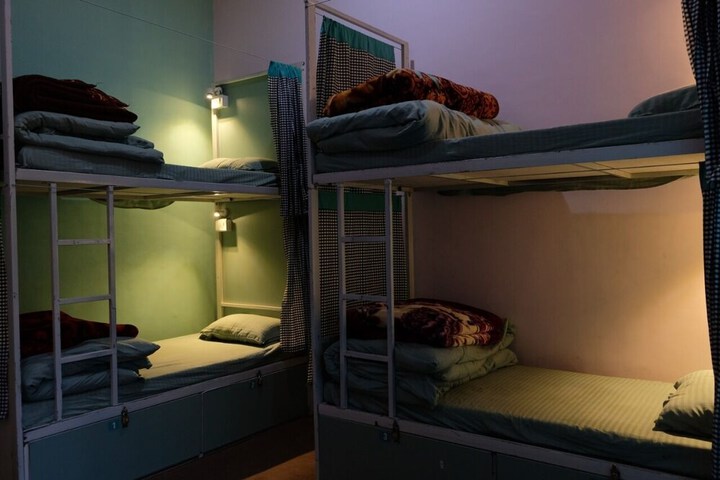 Room 9 of 23