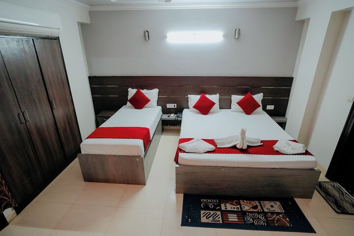 Room 28 of 43